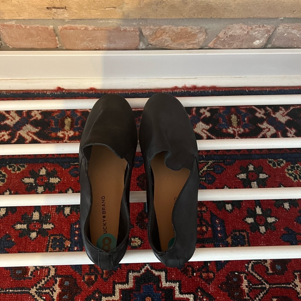 Lucky brand flats